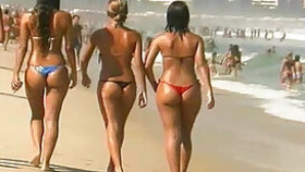 Sexy Brazilian thong booty and Italian beach dancers