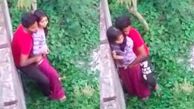 Indian college lovers caught outdoors having sex