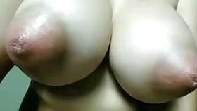 huge Colomobian tits on cam