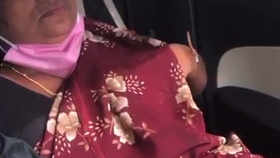 Desi aunty gets intimate in a car