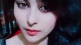 A charming Pakistani girl reveals her intimate parts on camera