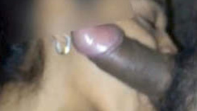 Indian beauty delivers a passionate oral sex performance on video