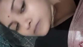 Seductive Indian girl tantalizing on social media platform