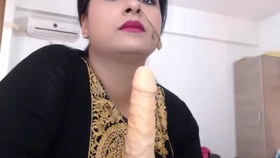 Indian housewife's exciting experience with a sex machine in a film