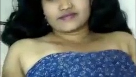 Bhabhi's super-hot filmed solo show with her bare body