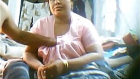 Desi aunty ke big tits ka webcam