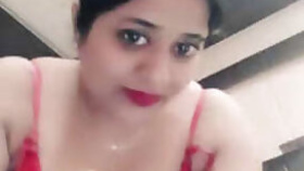 Desi Beautiful Bhabhi Selfie For Lover