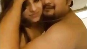 Beautiful Pakistani hottie gets fucked in hotel saying Jaan Abhi Nahi Hindi Audio