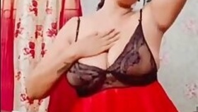 Bhabha's Super Horny Boobs Visible