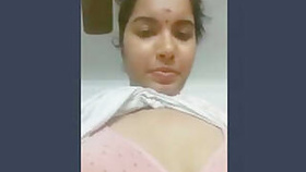Tamil chick showing off her body in a really hot solo vid