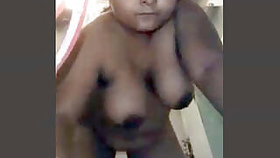 Desi Girl Records Her Nude Videos Part 3
