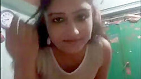 DESI BHABHI TEASES FANS IN HOT CLOTHES